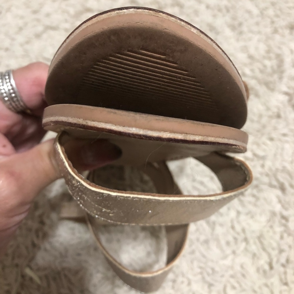 Sandals - Picture 7 of 8
